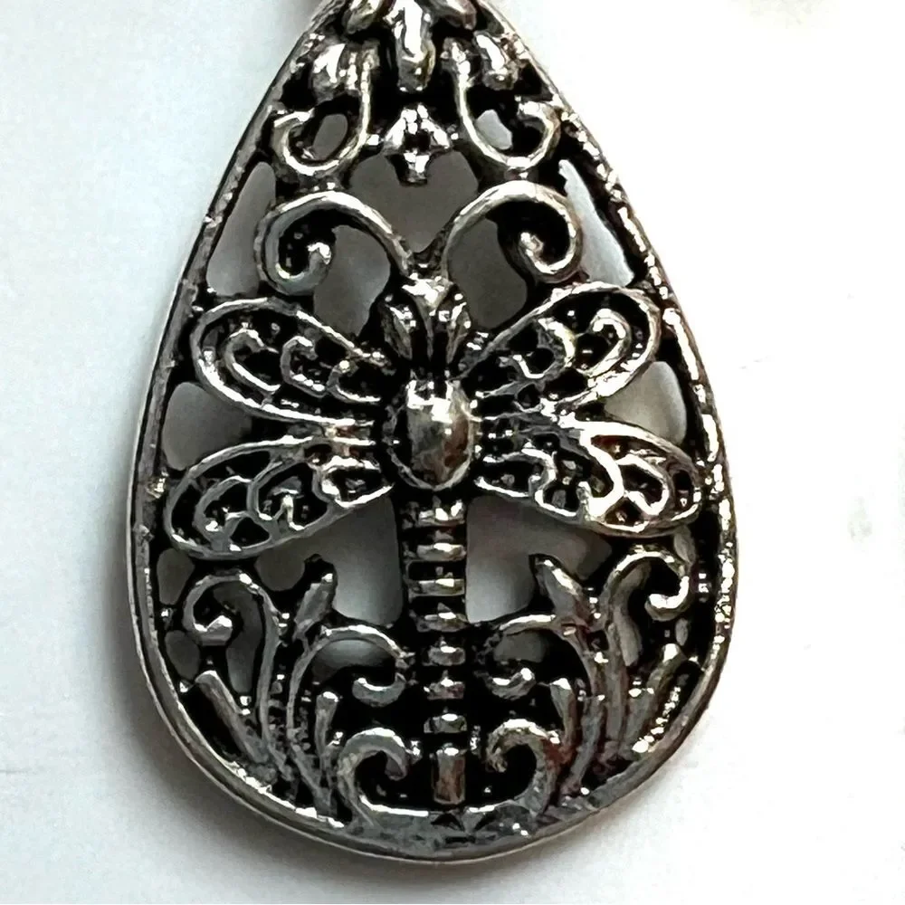 Dragonfly Silver Tone Pierced Teardrop Dangle Nature NWOT Earrings
